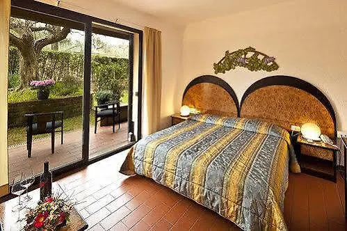 Hotel Zi Martino Castagneto Carducci 3*,